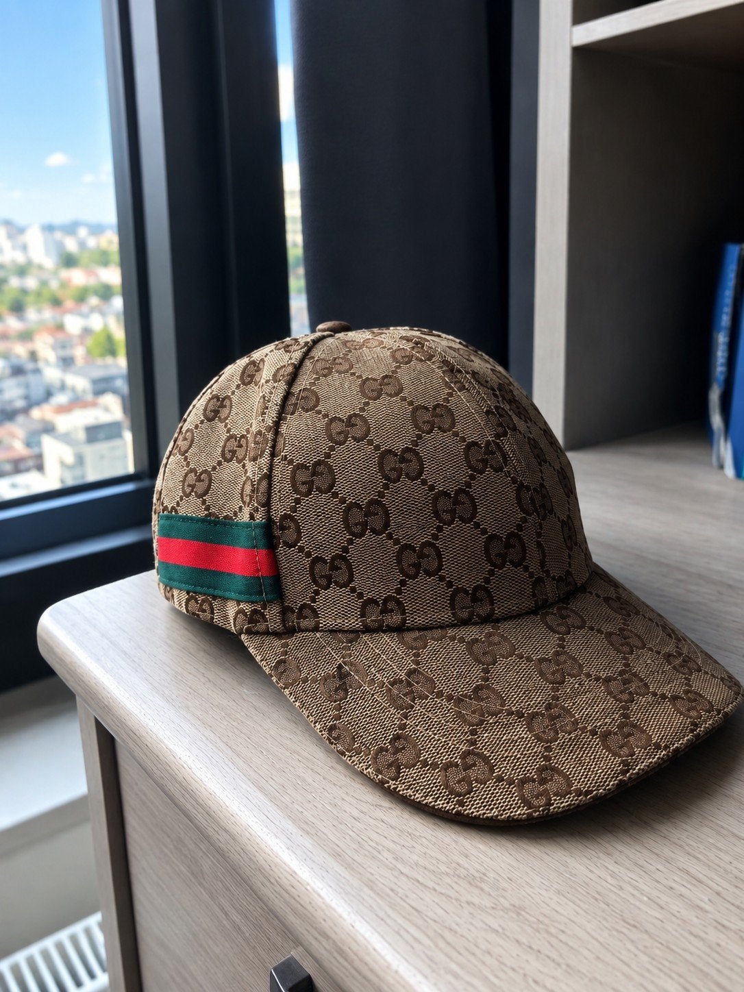 Casquette Gucci GG monogram marron – bande verte rouge, Gucci, One size fits all, Ophalen of Verzenden, Pet