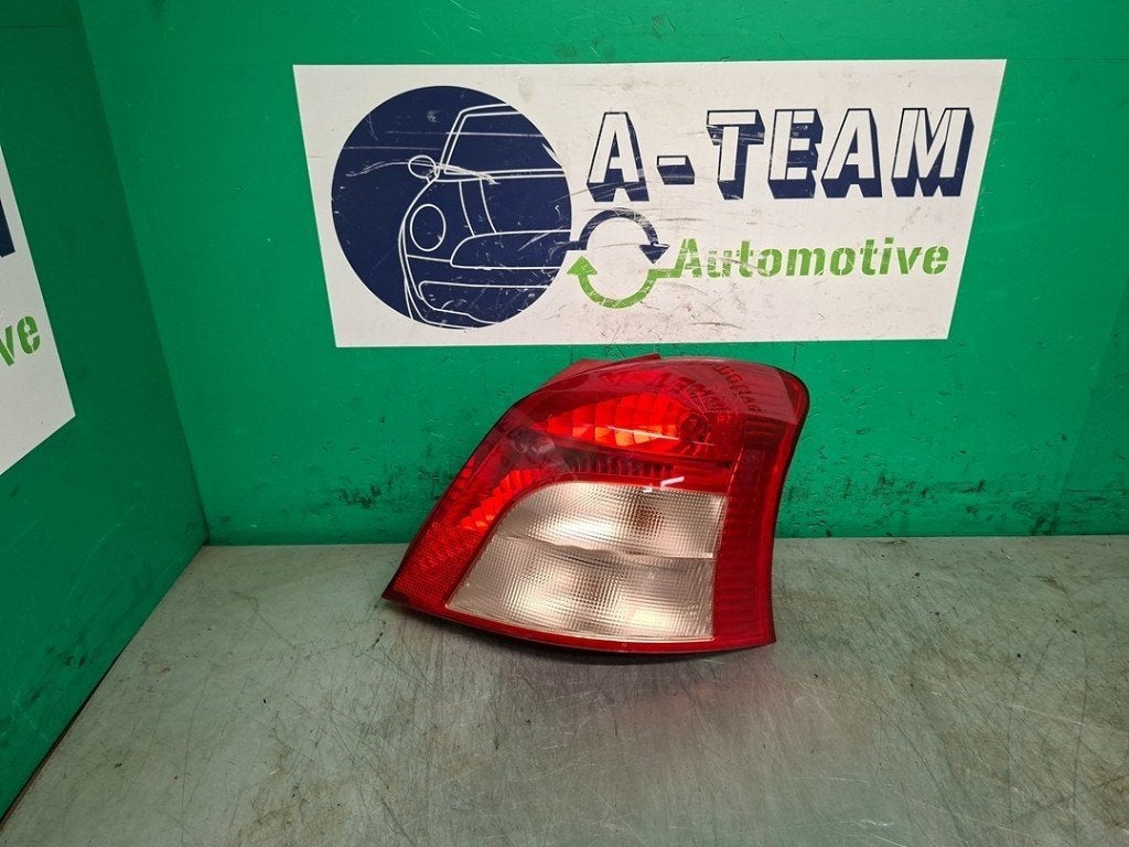 ACHTERLICHT RECHTS Toyota Yaris II (P9) (01-2005/12-2014), Gebruikt, Toyota
