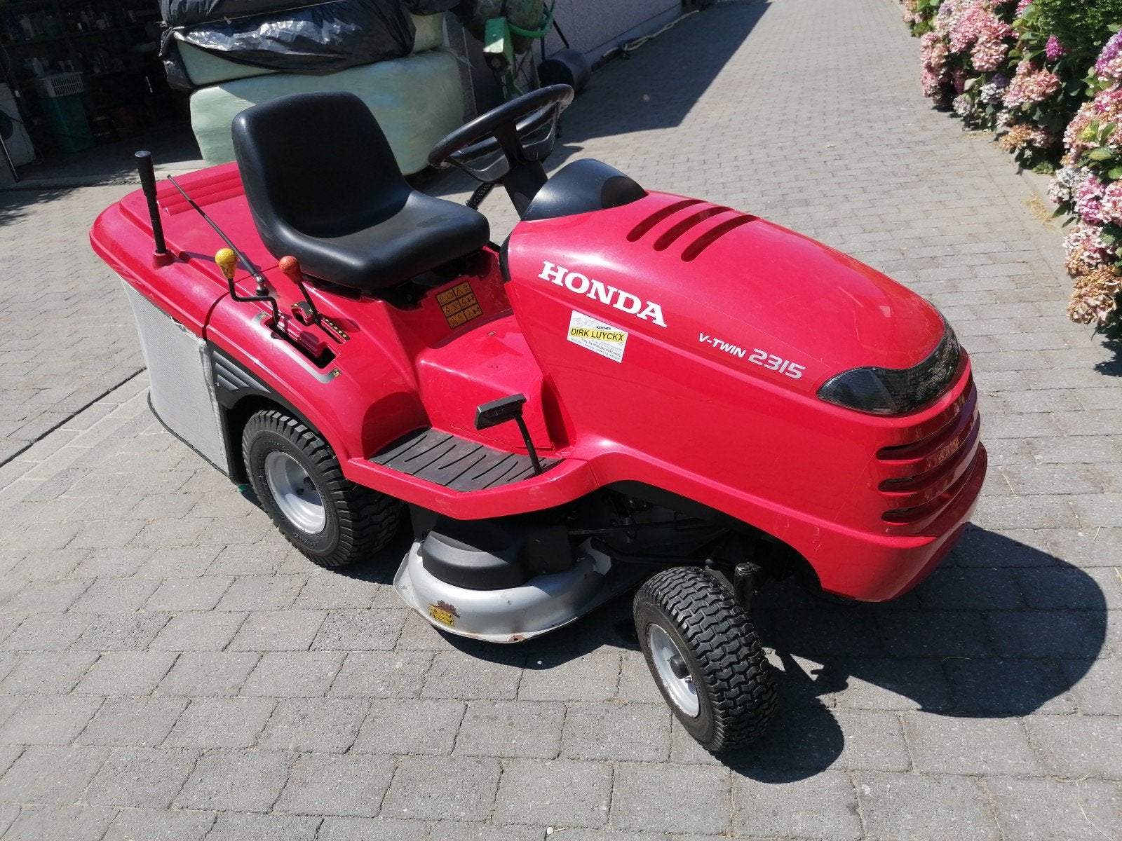 Honda zitmaaier 2315 V-Twin, Tuin en Terras, Zitmaaiers, Ophalen, Honda, Zo goed als nieuw, Versnellingen