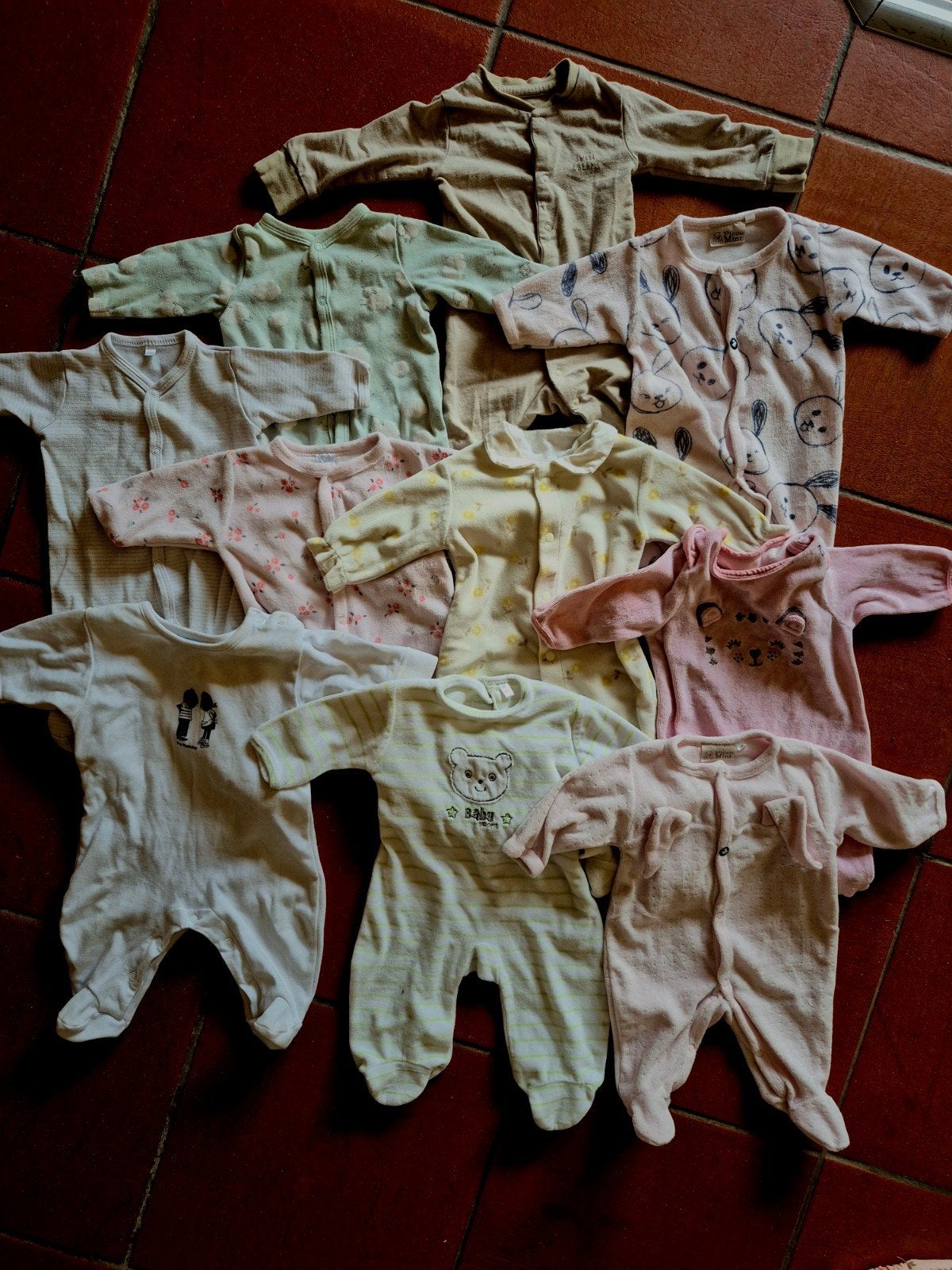 Paquet nouveau-né pour fille (31 pièces), Enfants & Bébés, Vêtements de bébé | Packs de vêtements pour bébés, Taille 50, Enlèvement ou Envoi