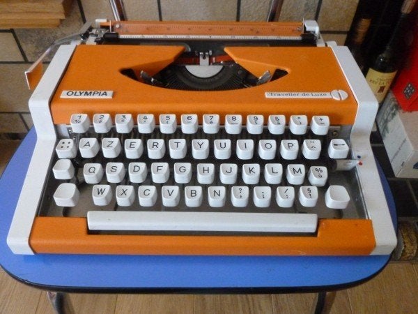 retro/vintage Olympia Traveller deluxe typemachine, Ophalen, Zo goed als nieuw