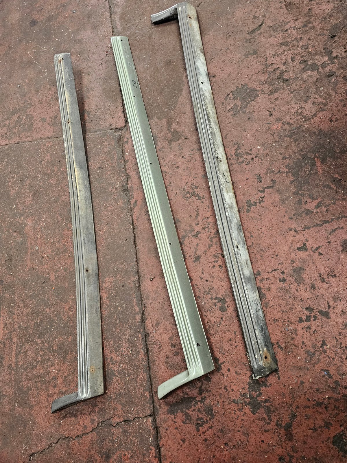 Bmw E28 Side skirts  Zender, genuine, Ophalen
