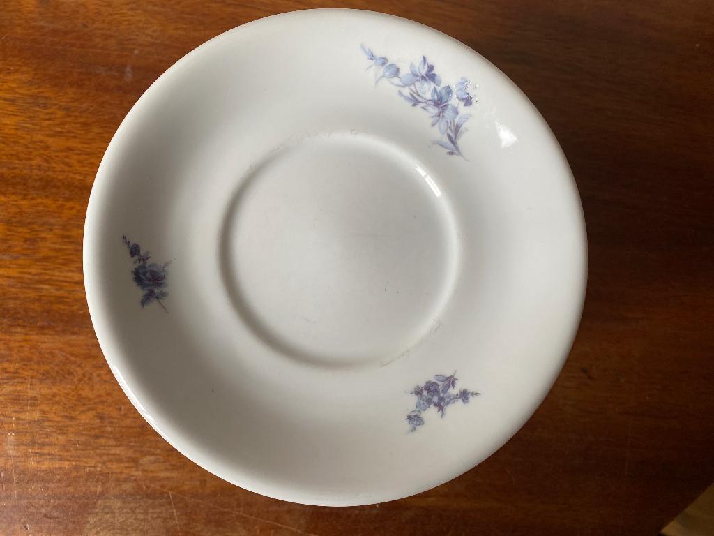 Lot de 9 petites assiettes :Porcelaine de BAUDOUR, Enlèvement ou Envoi