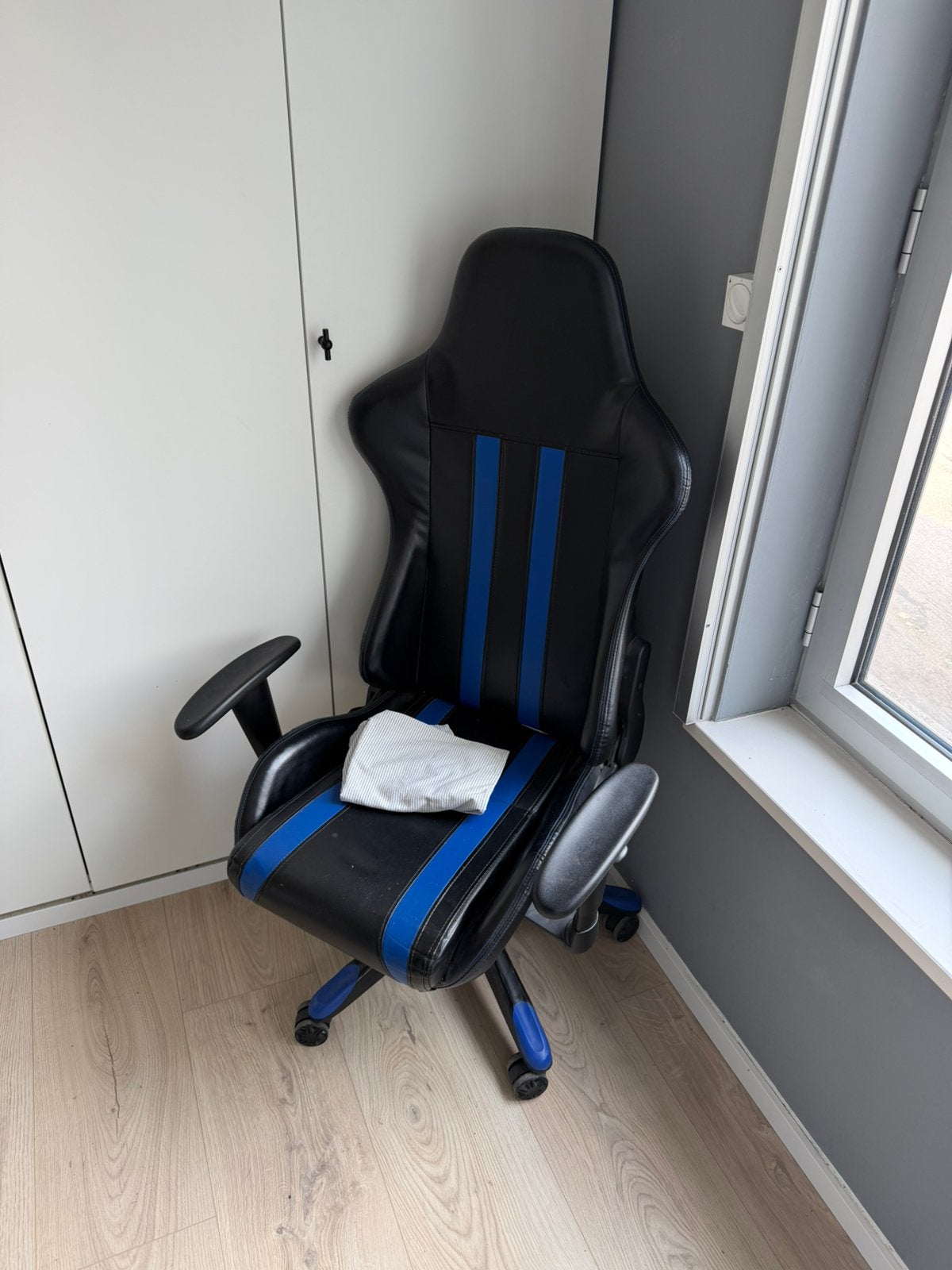 Racing game stoel, Zwart, Leer, Ophalen of Verzenden, Zo goed als nieuw