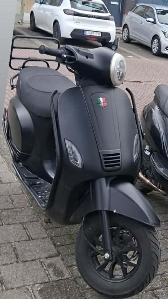 GTS Toscana Dynamic 2024 B klasse, Gebruikt, Benzine, Ophalen, Overige merken