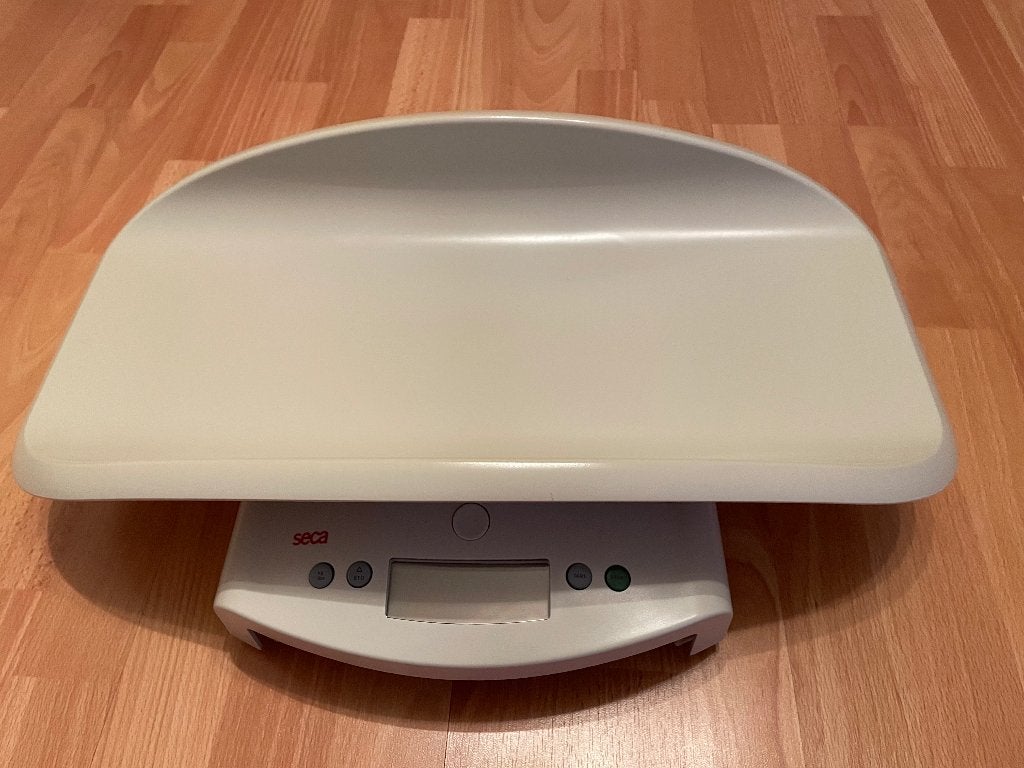 SECA professionele babyweegschaal, Elektronische apparatuur, Weegschalen, Ophalen, Personenweegschaal, 10 tot 50 kg, Fijner dan 1 gram