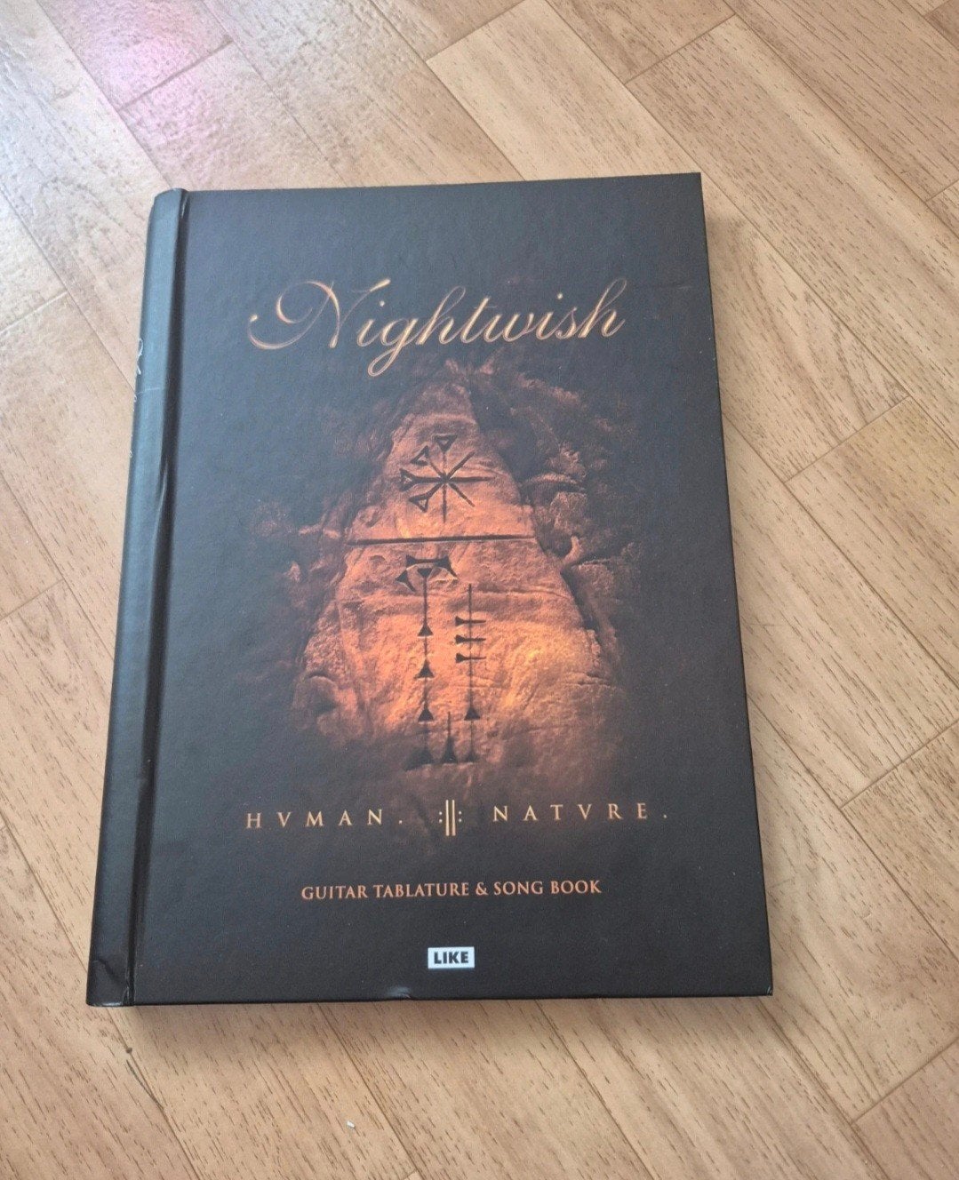 Nightwish book signed, Cd's en Dvd's, Ophalen of Verzenden