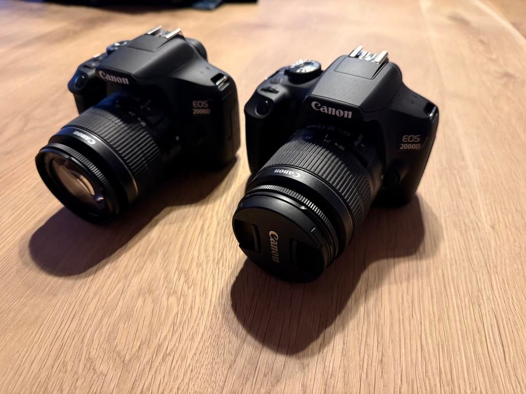 2x Canon Eos 2000D Body + batterij, Ophalen of Verzenden, Zo goed als nieuw, Canon