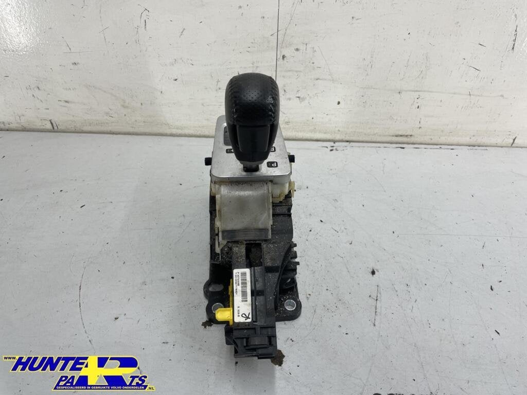 Selectiehendel automaat Volvo XC60/V70 I ('08-'17) 30733068, Gebruikt, Ophalen of Verzenden, Volvo