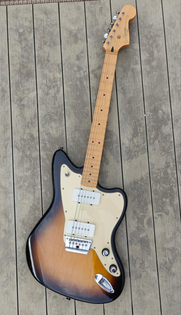 Squier 2011 Jazzmaster Special, Muziek en Instrumenten, Snaarinstrumenten | Gitaren | Elektrisch, Ophalen, Zo goed als nieuw, Solid body