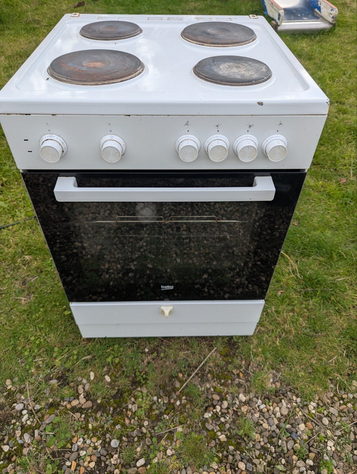 Beko fornuis, Elektronische apparatuur, Ophalen