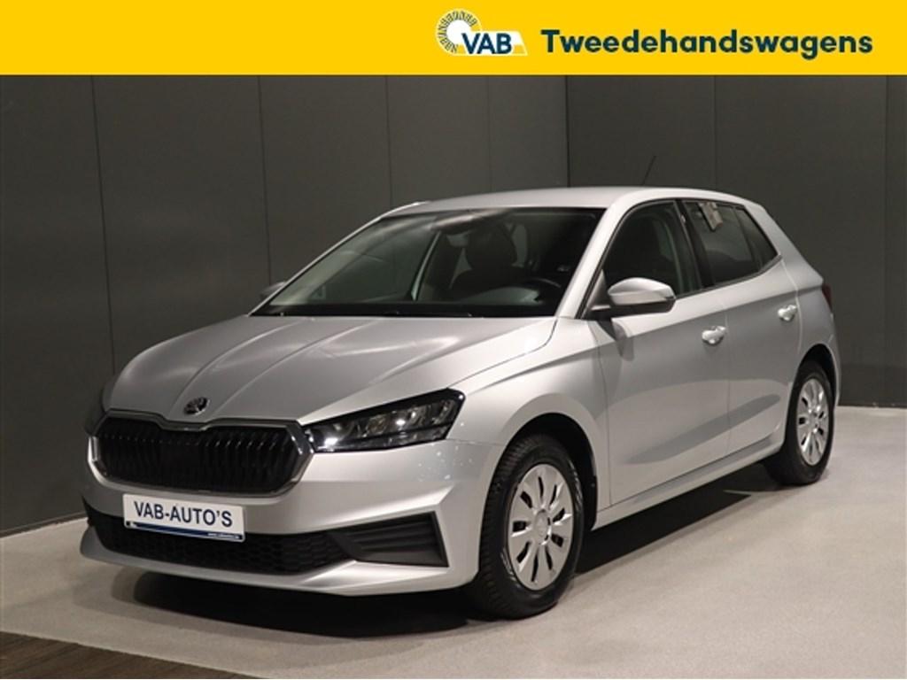 Skoda Fabia   AMBITION, Achat, Entreprise, Boîte manuelle, 5 portes