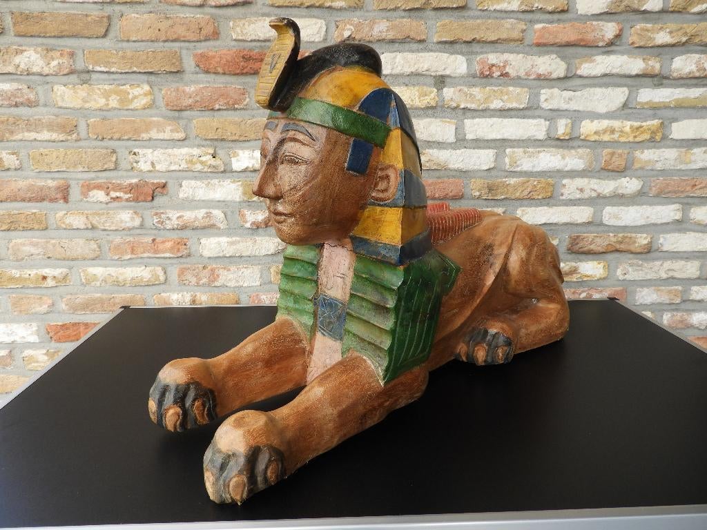 Sfinx in Hout, Ophalen, Nieuw