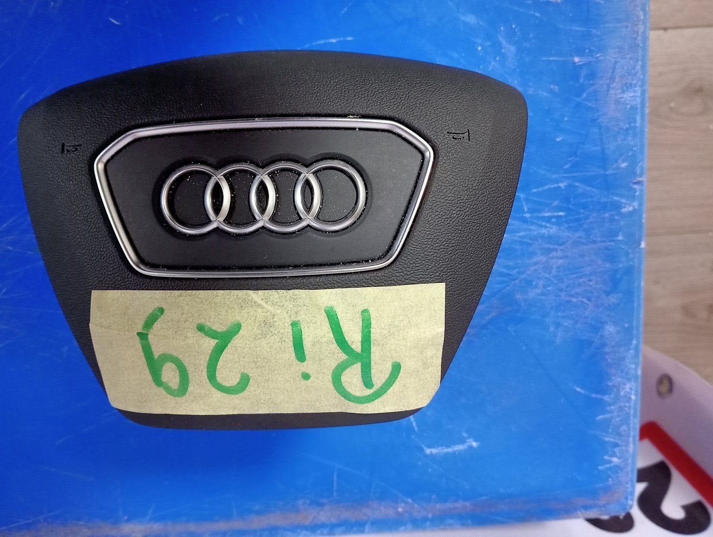 Audi A6, A7 Stuur Airbag Zwart 2018+ 4N0880201K 6PS A6 (C8), -, Audi, Utilisé, -