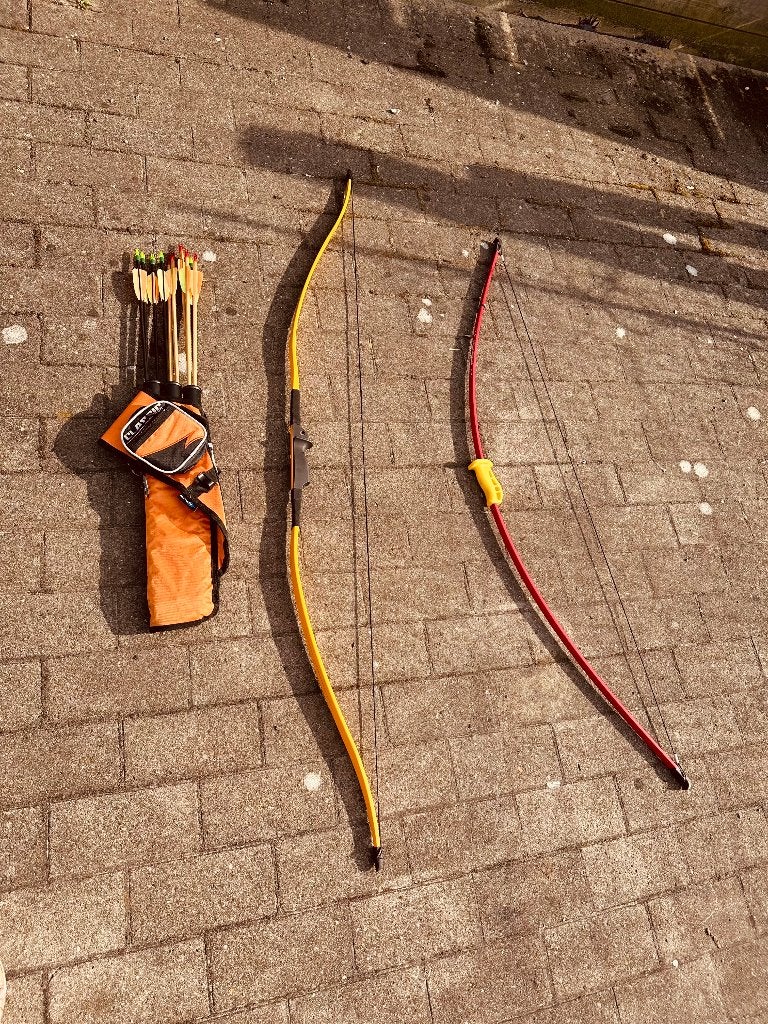 Boogschietset – 2 Bogen + Pijlen + Pijlenkoker, Enlèvement, Comme neuf, Longbow