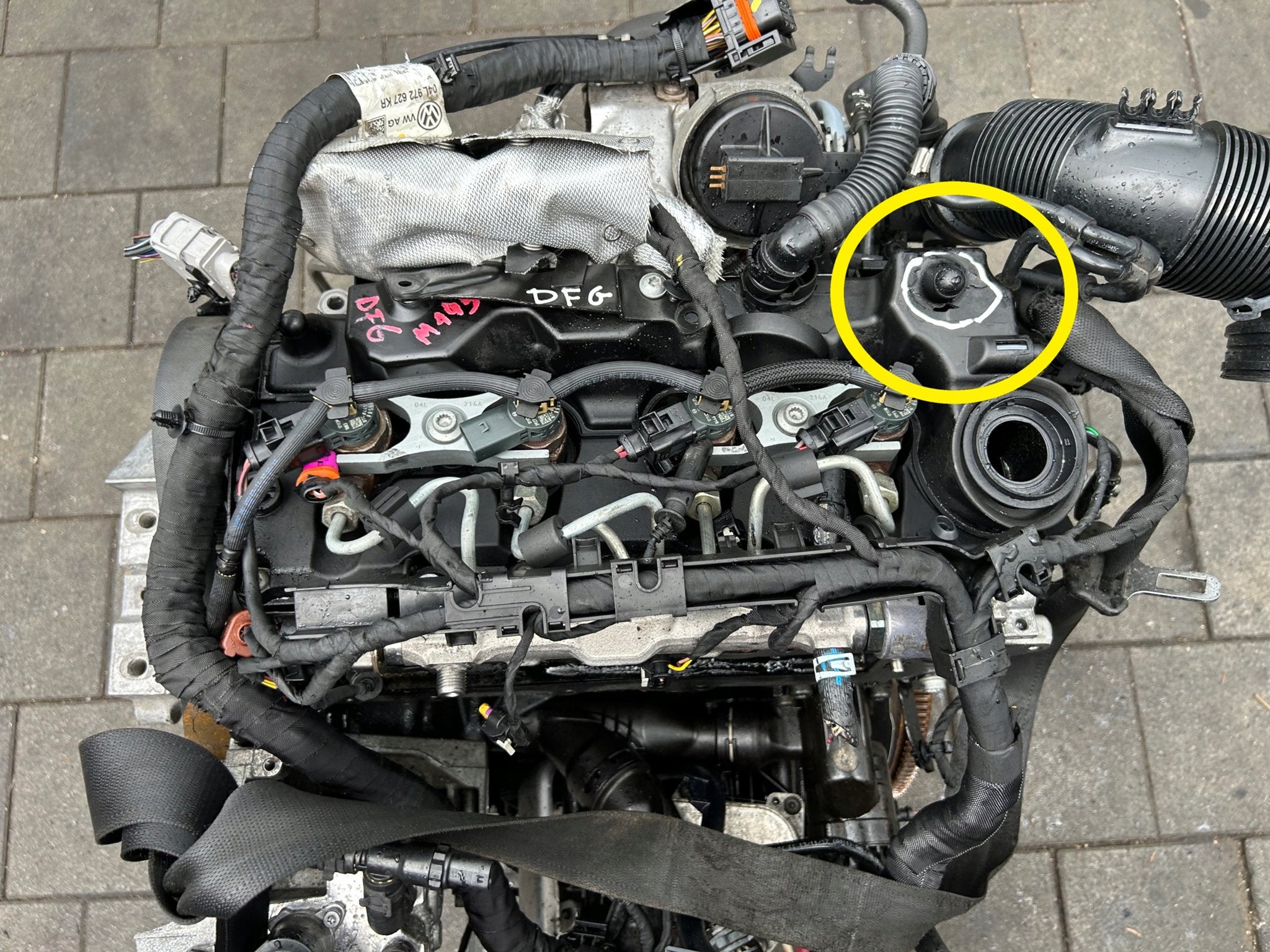 Moteur DFGB Complet GOLF TOURAN PASSAT SKODA VW SUPERB, Envoi, Utilisé, Daihatsu