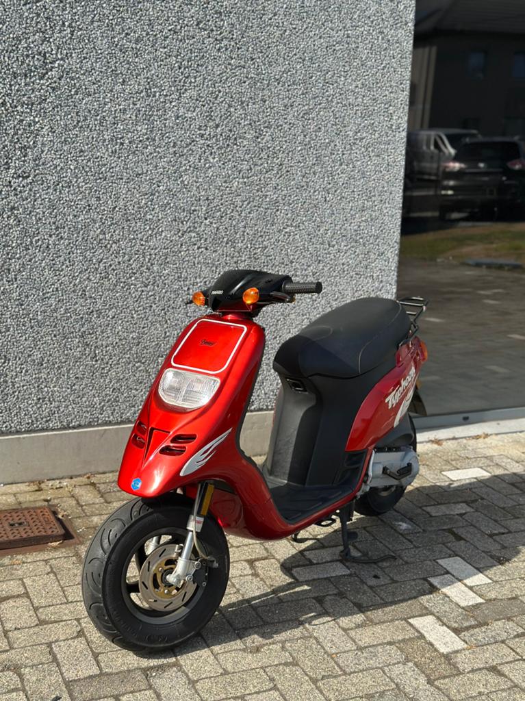 Piaggio typhoon 50cc, Vélos & Vélomoteurs, Scooters | Piaggio, Autres modèles, Comme neuf, Classe B (45 km/h), Enlèvement