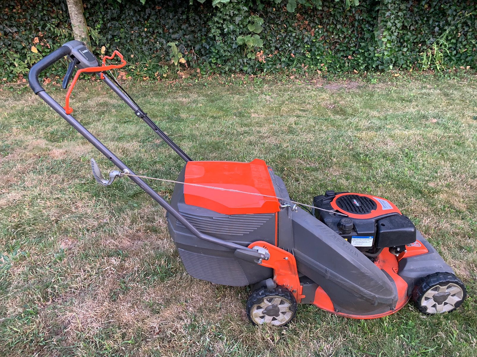 goede Grasmaaier Husqvarna LC 353V benzine 46 cm maaibreedte, Tondeuses à gazon à essence, Utilisé, Husqvarna, Enlèvement