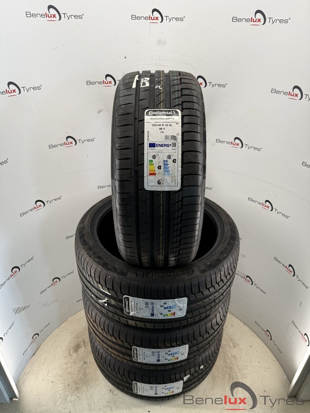 NIEUW 235/40R19 96Y Continental 235/40 R19 235/40/19 2354019, Auto-onderdelen, Banden en Velgen, 19 inch, -, -, Nieuw