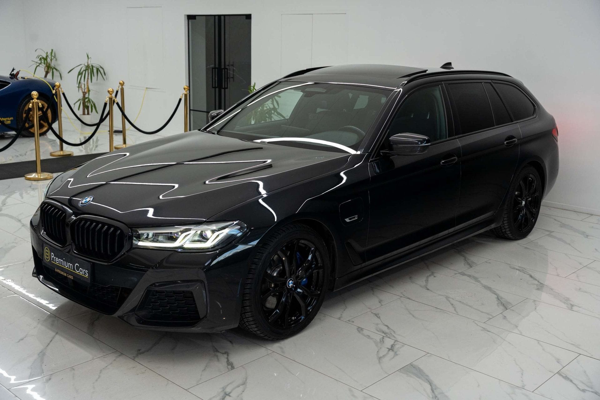 BMW 530 e touring M-pack! Full, Pano, ACC, Memory! Sfeer!, Autos, BMW, 215 kW, Noir, 5 portes, Automatique