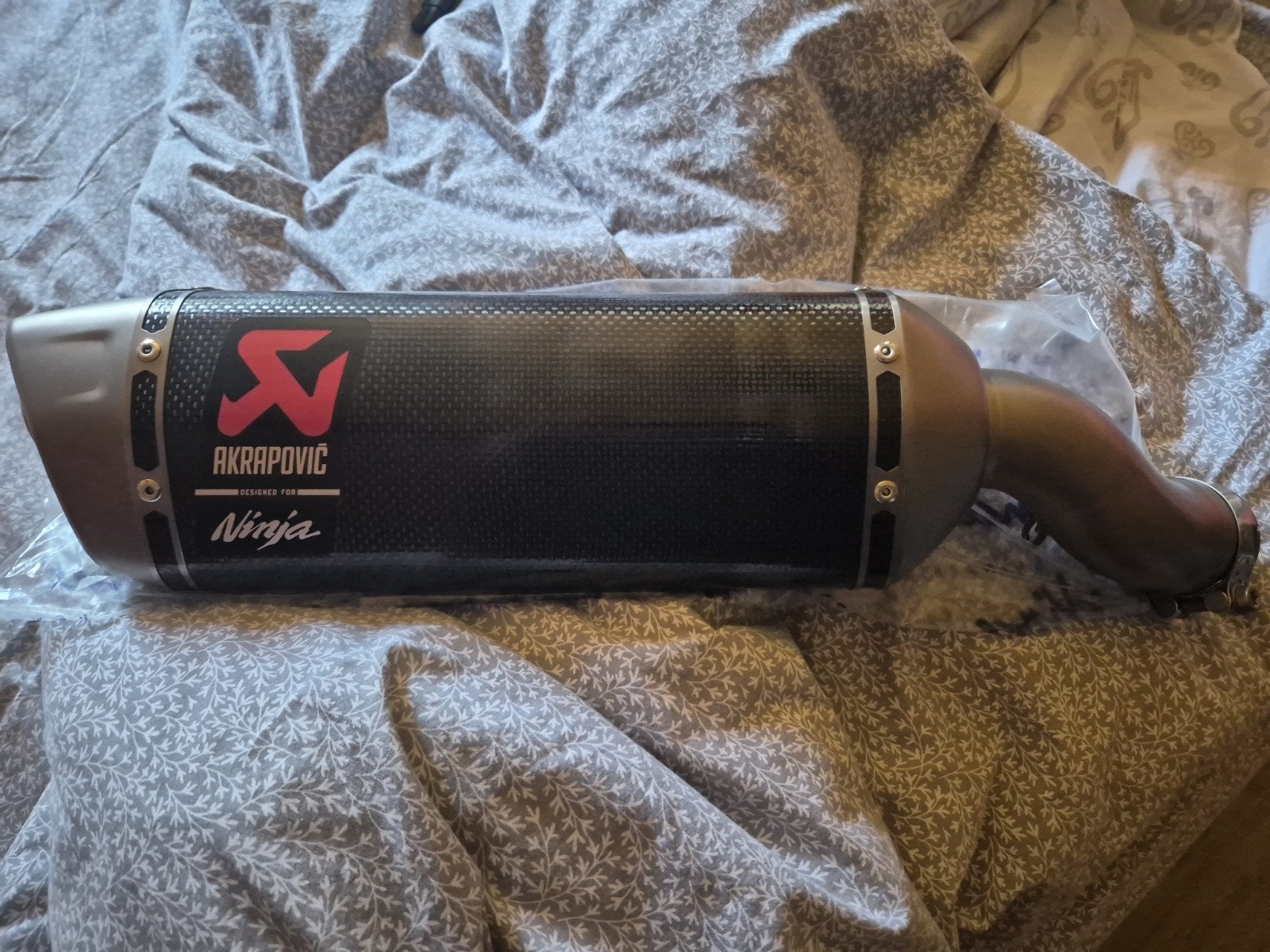 silencieux akrapovic, Motoren, Ophalen, Nieuw
