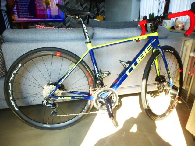 Vélo de course CUBE, Vélos & Vélomoteurs, Vélos | Vélos de course, Comme neuf, Hommes, Autres marques, Plus de 20 vitesses, Enlèvement