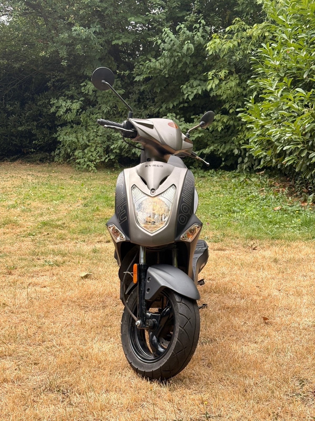 Kymco agilyti B klasse, Fietsen en Brommers, Ophalen, Zo goed als nieuw
