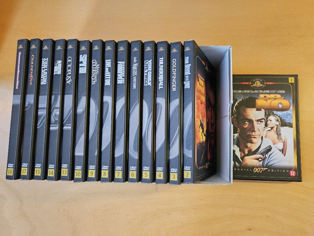 dvd reeksen, Cd's en Dvd's, Ophalen, Zo goed als nieuw, Nederlands, Nederlands