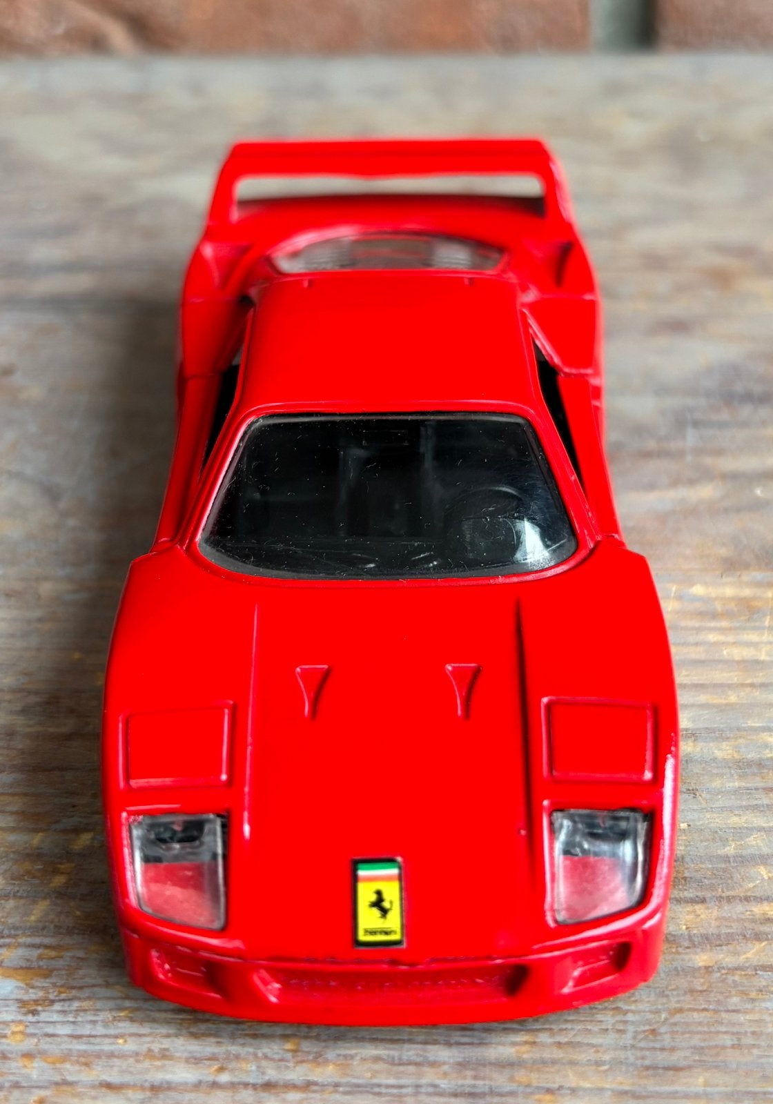 Maisto Shell Ferrari F40 - rood - schaal 1:39, Hobby en Vrije tijd, Ophalen of Verzenden, Zo goed als nieuw, Auto