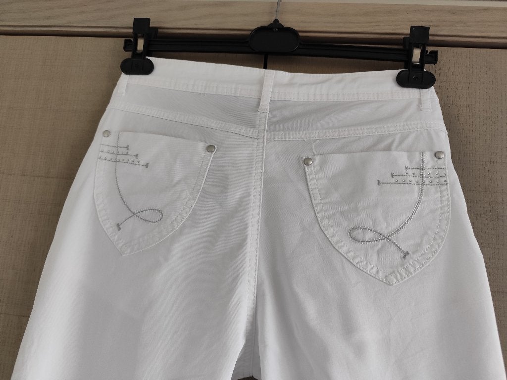 Nieuwe damesbroek Y.L, maat 38, Kleding | Dames, Broeken en Pantalons, Maat 38/40 (M), You Line, Wit, Nieuw