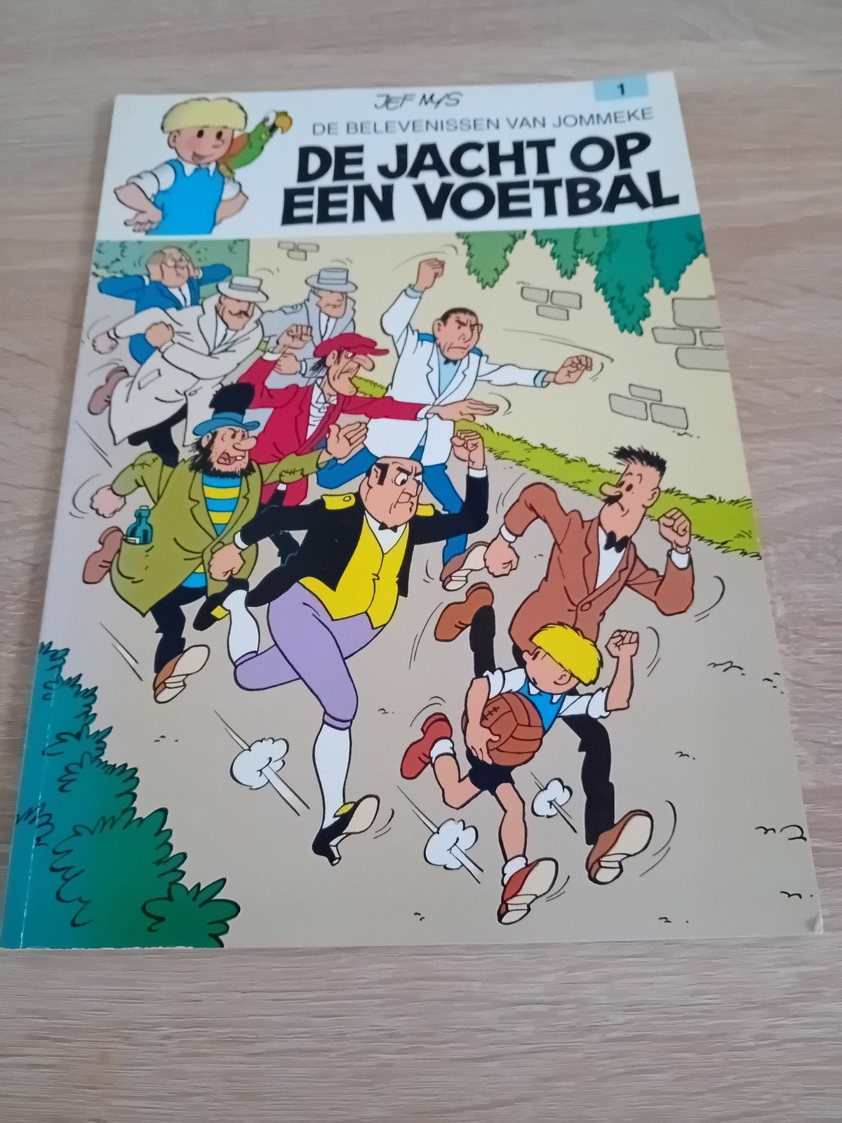 De Jacht op een voetbal, Enlèvement ou Envoi, Une BD, Jef Nys., Utilisé