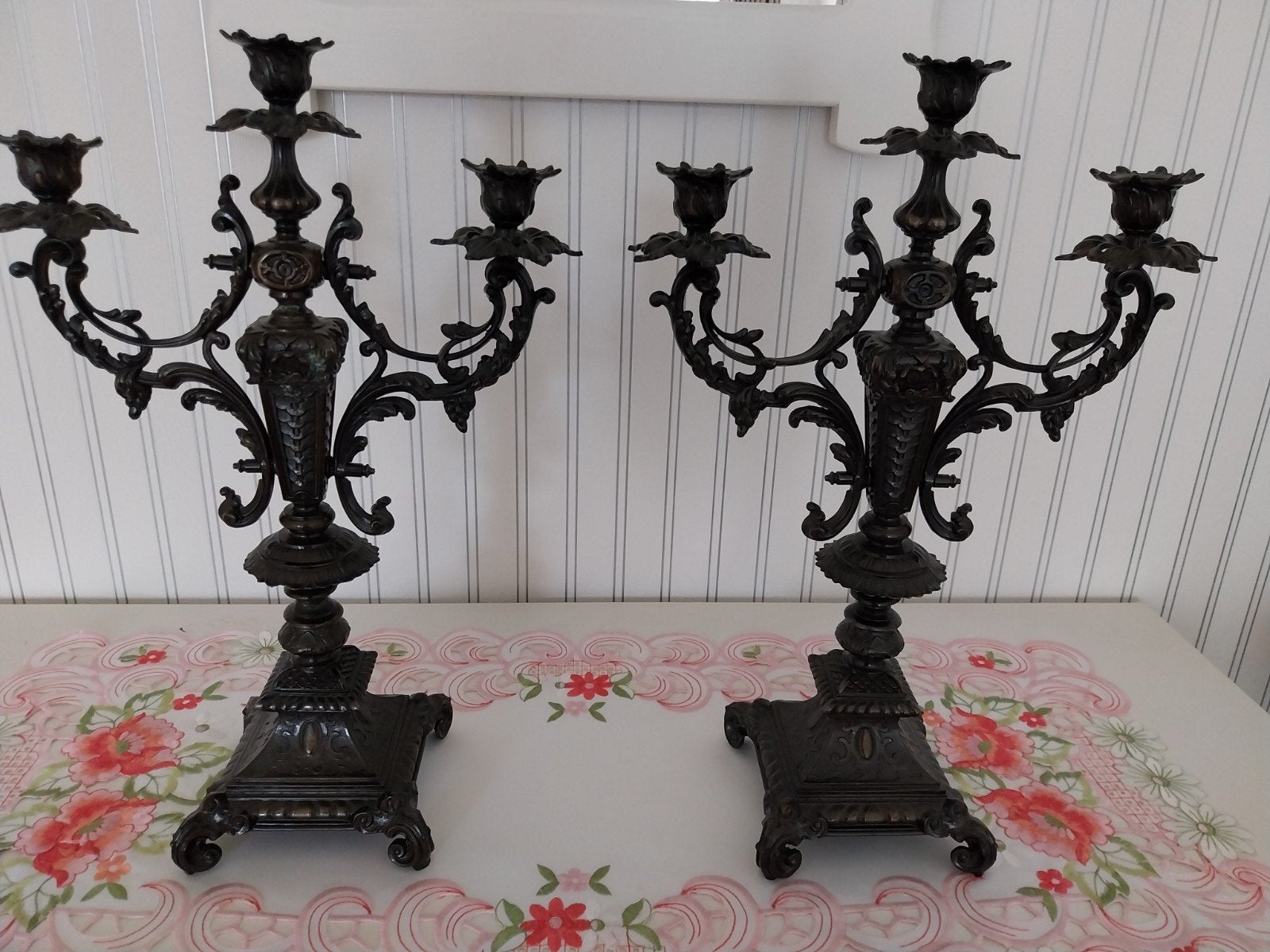 2  Antieke kandelaars, ongeveer 100 jaar oud. Onbeschadigd., Antiek en Kunst, Ophalen