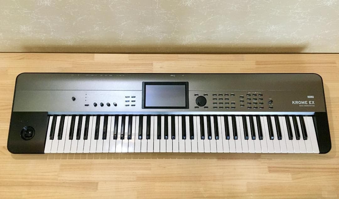 Neuf !!! Magnifique Korg Krome EX 73 à vendre /te koop, Enlèvement, Korg, Autres nombres, Avec valise ou flightcase