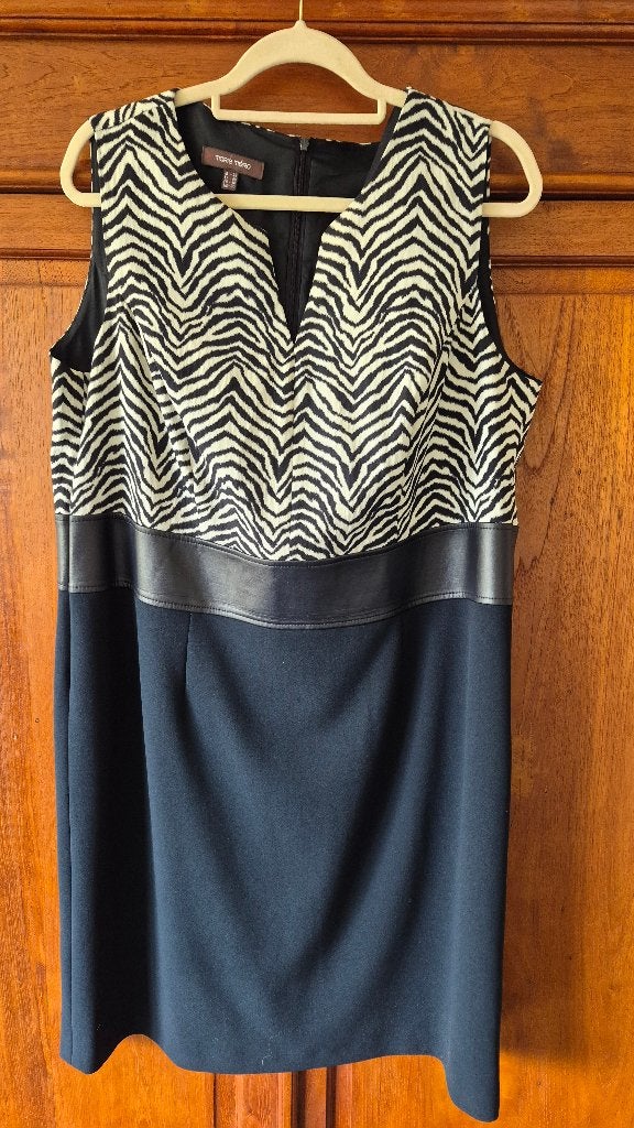 Marie mero jurk 48 zwart wit blauw, Kleding | Dames, Meerkleurig, Maat 46/48 (XL) of groter, Marie Méro, Ophalen of Verzenden