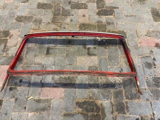 Triumph TR4-5-250-6 en spitfire MK1-2-3 ruitframe, Ophalen