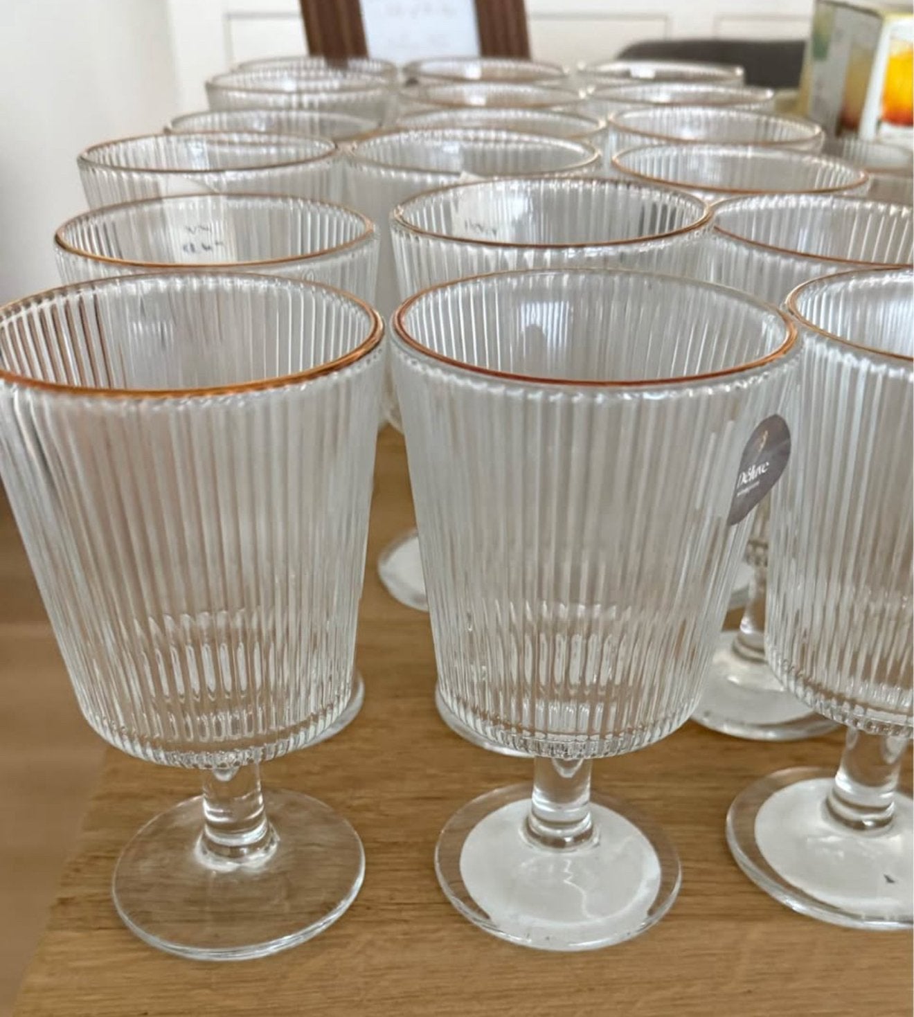 19 verres à vin - neufs jamais utilisés, Neuf, Verre ou Verres, Verre, Enlèvement