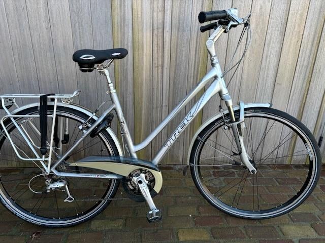 Fiets Trek T700 Dame 50, Fietsen en Brommers, 47 tot 50 cm, Ophalen, Gebruikt, Versnellingen