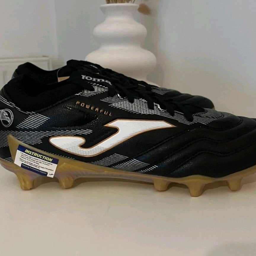 Joma voetbalschoenen, Ophalen of Verzenden, Nieuw, Schoenen