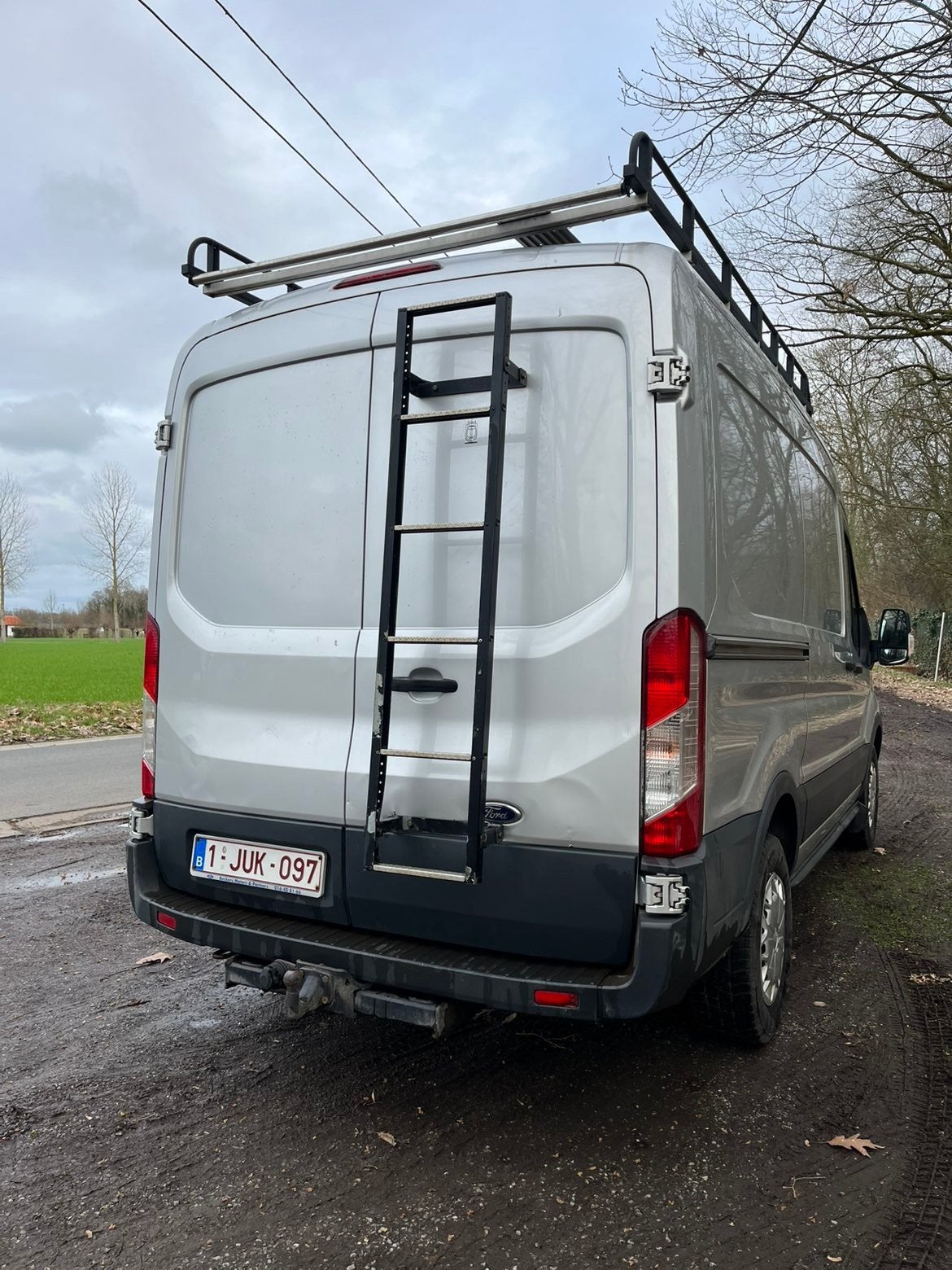 ford transit 2015, Auto's, Voorwielaandrijving, Stof, Zwart, 2800 kg