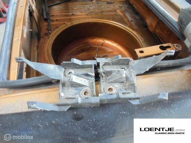 Achterbumper bevestiging BMW E30 type 2 325i 320i 318i etc, Gebruikt, Ophalen of Verzenden, Achter, Bumper