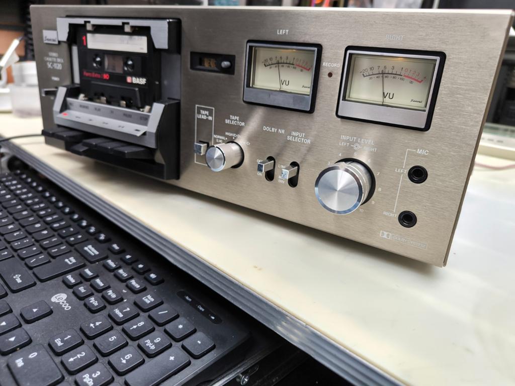 Sansui SC-1120
Stereo Cassette Tape Deck (1977-79), Enlèvement ou Envoi