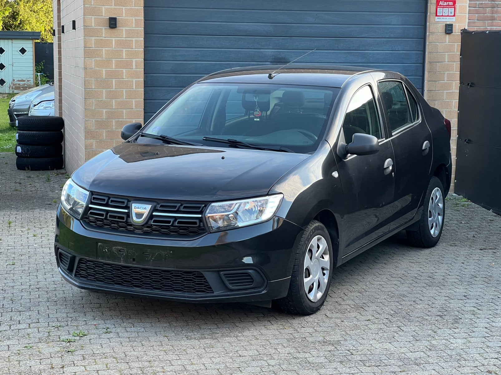 Dacia Logan 1.0 TCe Airco Start&Stop, Voorwielaandrijving, Stof, USB, Logan