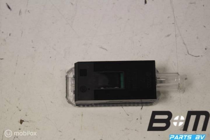 Voetenruimteverlichting LED VW Golf 7 GTI 4E0947415, Gebruikt