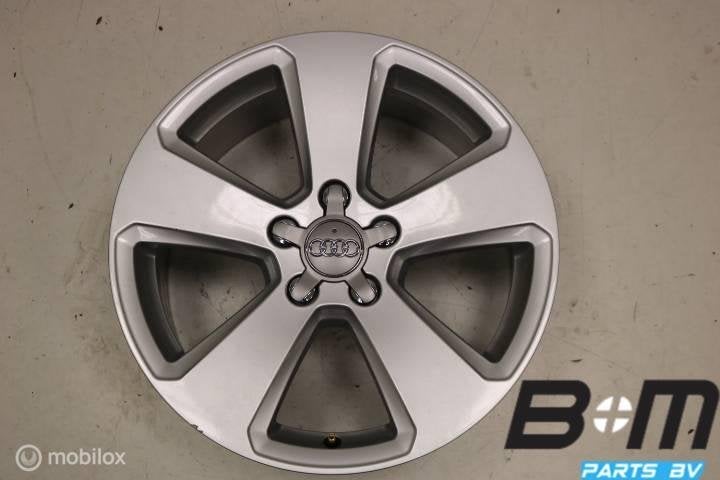 1 losse 17 inch velg Audi A3 8V cabrio / Sedan 8V0601025P, Gebruikt, Velg(en)