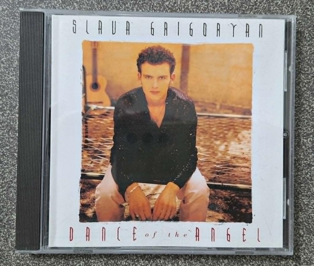 De originele CD Dance Of The Angel van Slava Grigoryan., Enlèvement ou Envoi, Comme neuf