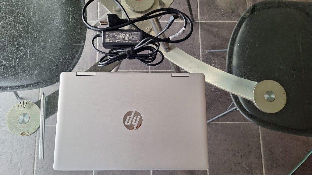 Pavillion x360 14 2-in-1 laptop met pen en oplader, Computers en Software, Windows Laptops, Hp, Gebruikt, 8 GB, Intel core i5-1235U, 12e generatie, 10 cores