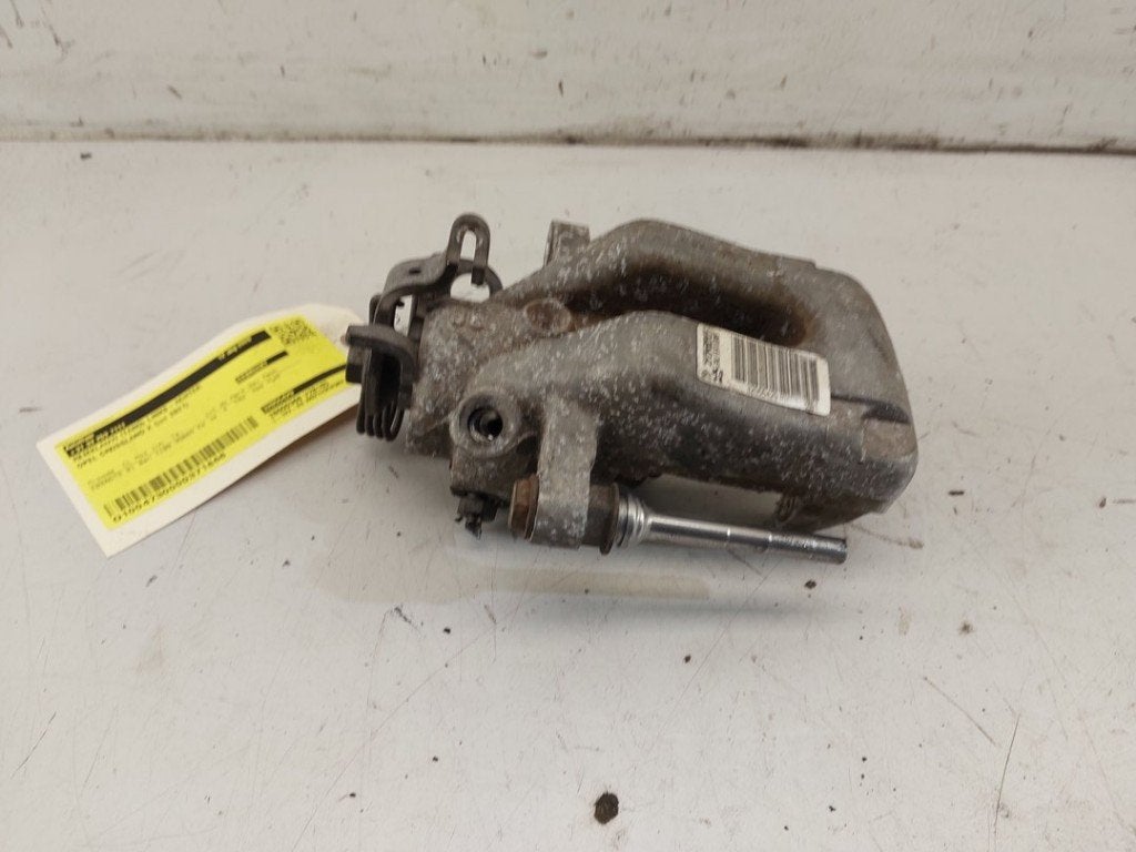 REMKLAUW LINKS ACHTER Opel Crossland (X) (01-2017/05-2018), Gebruikt, Postoffice@zf.com, Löwentaler Straße 20
88046  Friedrichshafen, DE