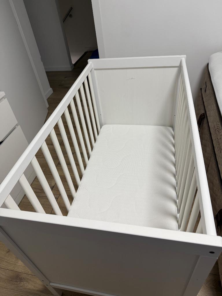 Ledikant Sundvik Ikea, Ophalen, Zo goed als nieuw, Lattenbodem
