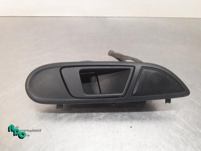 Poignée portière 4portes avant droite d'un Ford Fiesta (Fi, Autos : Pièces & Accessoires, Carrosserie & Tôlerie, Ford, Utilisé