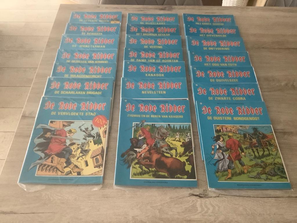 De rode ridder verschillende strips reeks 1 (Blauwe cover), Boeken, Stripverhalen, Gelezen, Willy Vandersteen, Ophalen of Verzenden